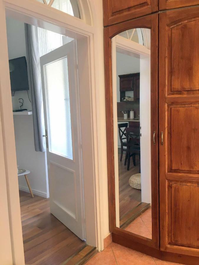 Hedi Apartman Мисколк Екстериор снимка